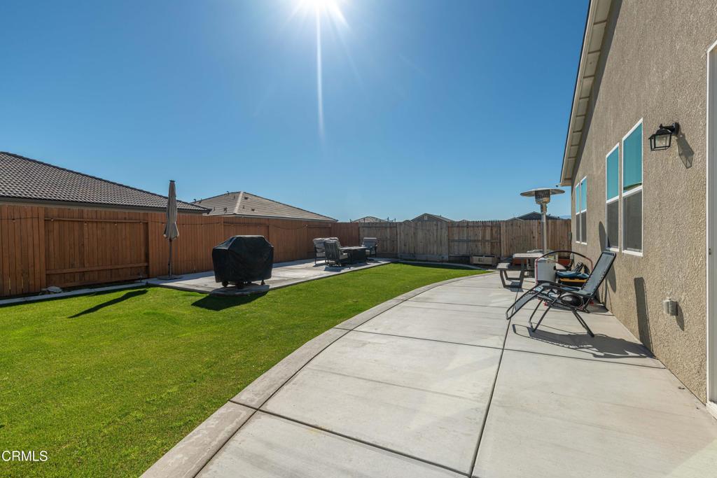 7808 Martian River Street Property Photo 23