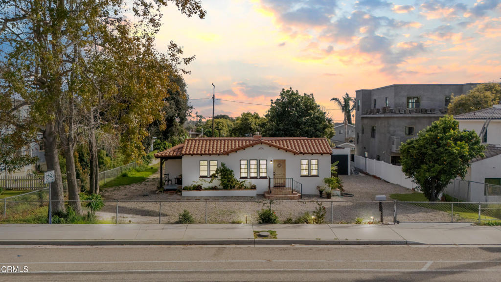 3880 Loma Vista Road Property Photo 1