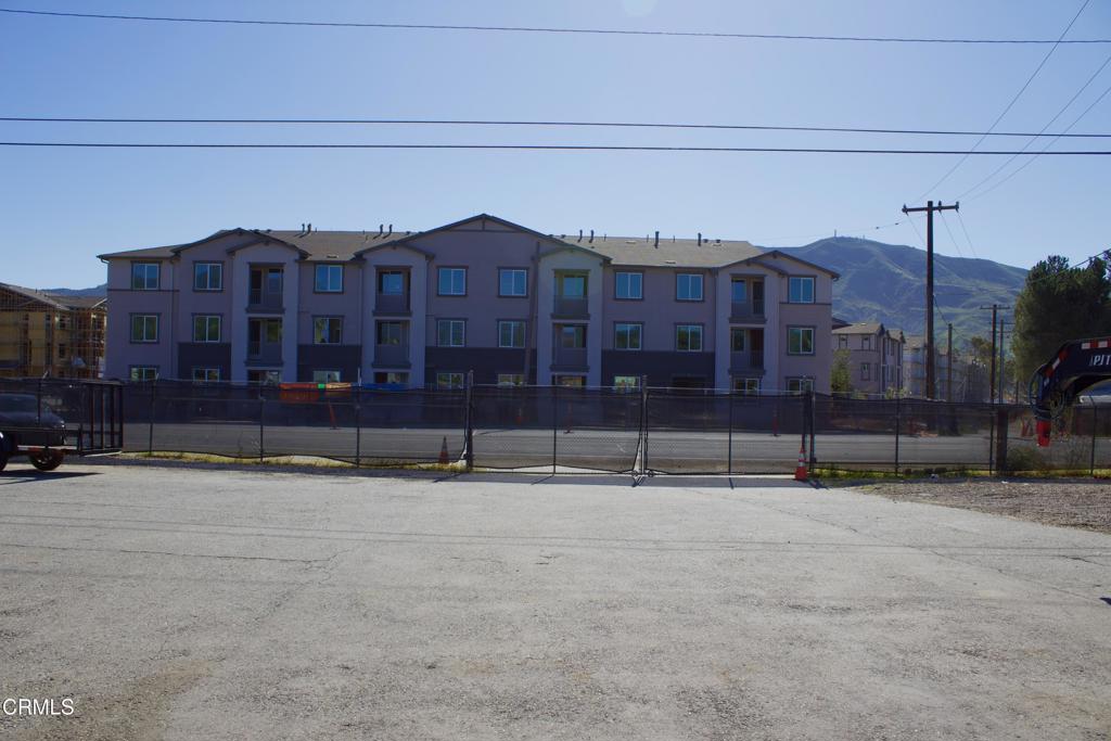 18021 E Telegraph Road Property Photo 11