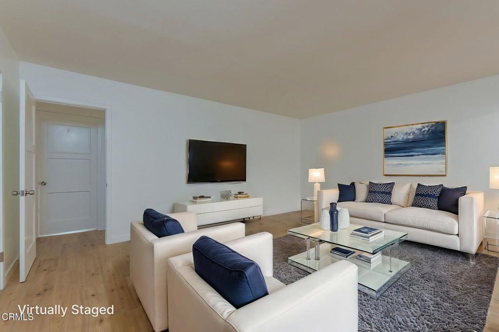 4548 Catalpa Street Property Photo 4