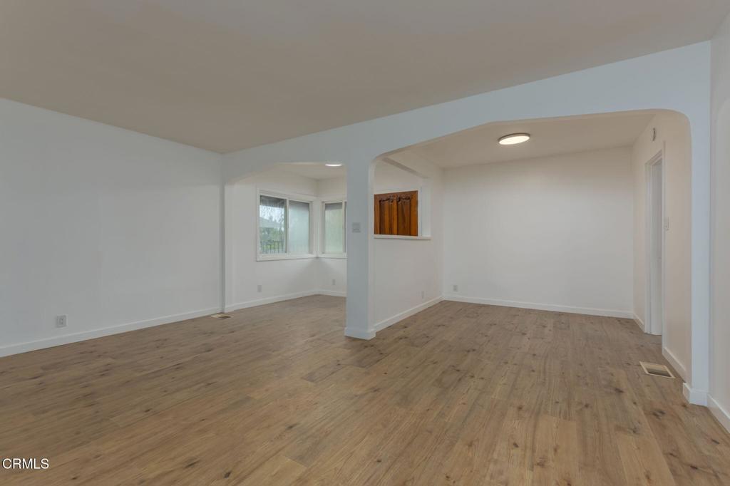 4548 Catalpa Street Property Photo 8