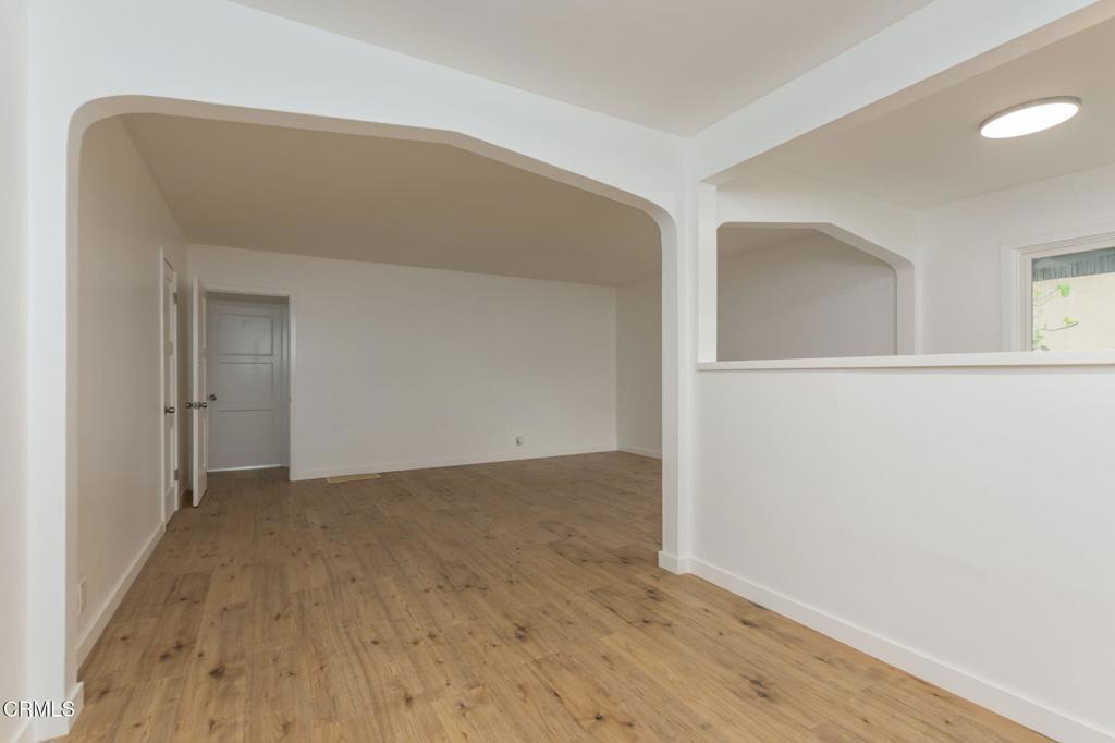 4548 Catalpa Street Property Photo 11
