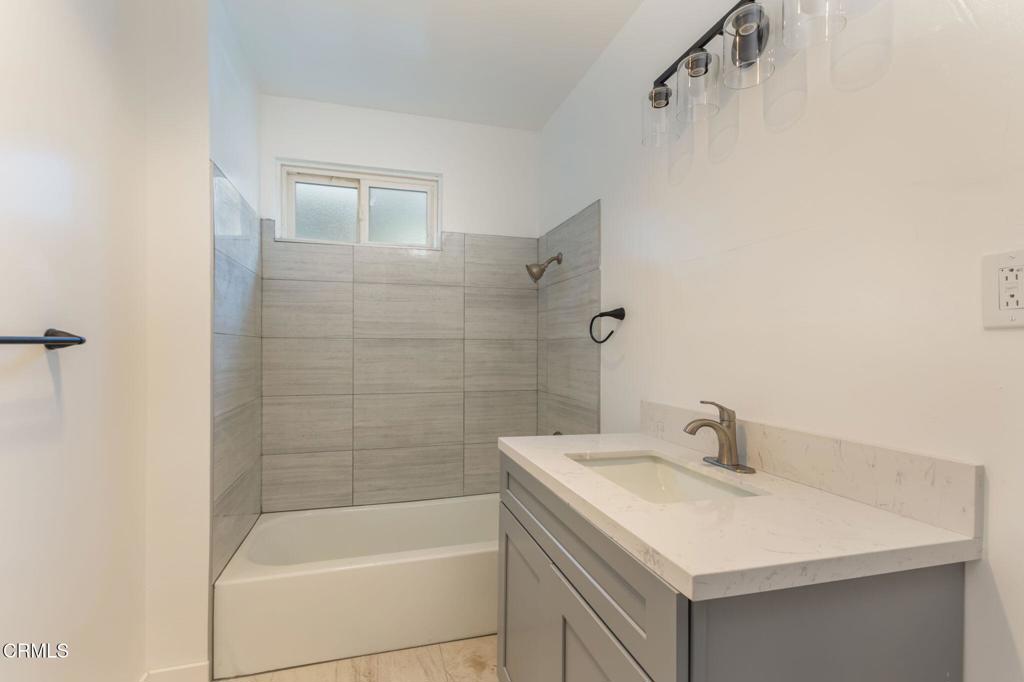 4548 Catalpa Street Property Photo 20