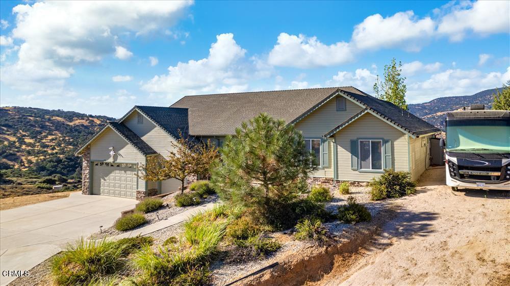 30730 Fox Ridge Court Property Photo 3