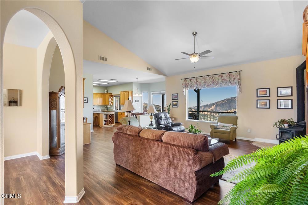 30730 Fox Ridge Court Property Photo 6