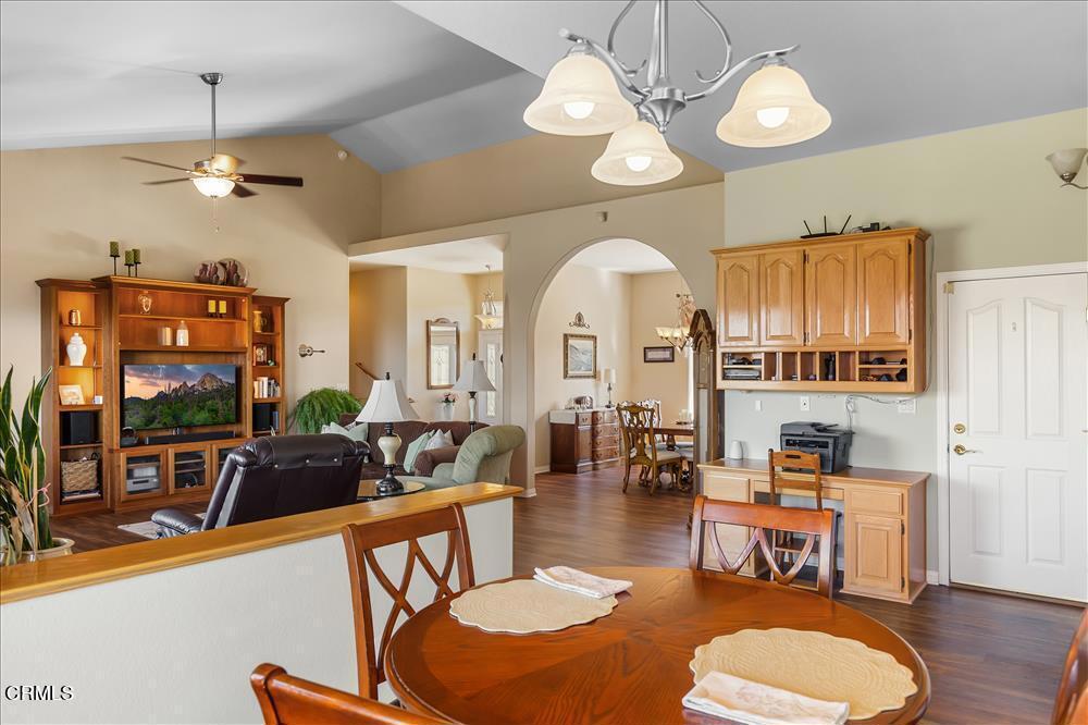 30730 Fox Ridge Court Property Photo 14