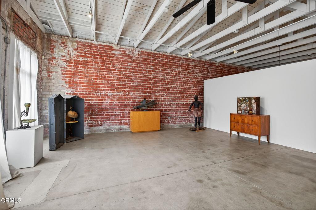 141 Davis Street Property Photo 15