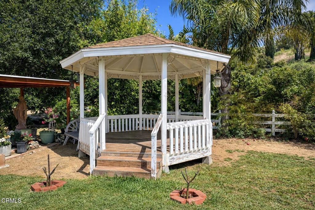 7907 Balcom Canyon Road Property Photo 7