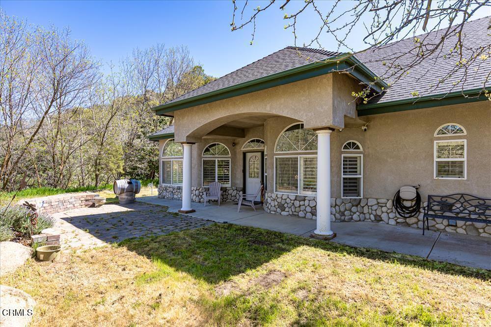 26050 Cumberland Road Property Photo 3