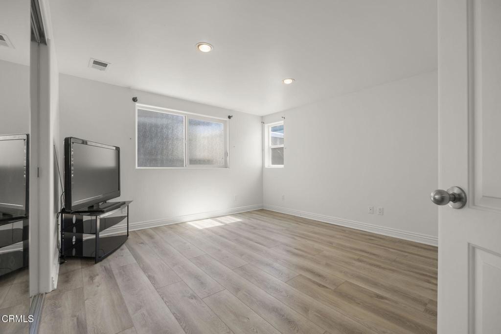 264 Hollywood Boulevard Property Photo 47