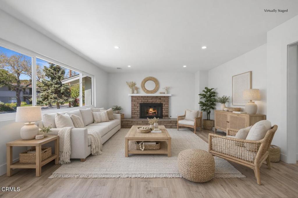 246 3rd Street Property Photo 3