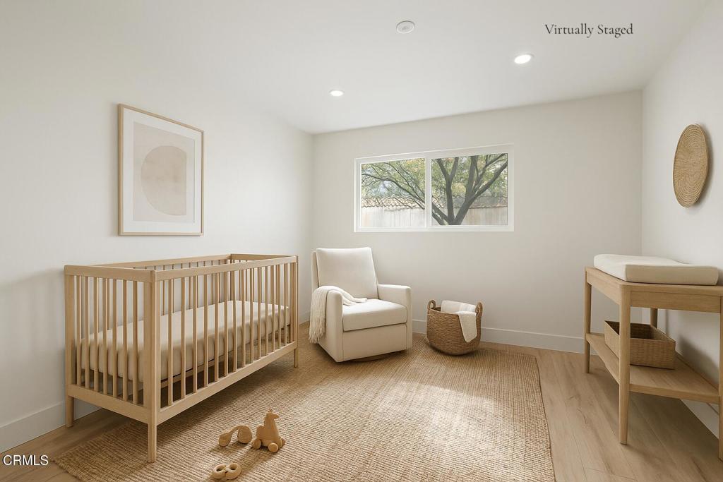 246 3rd Street Property Photo 14