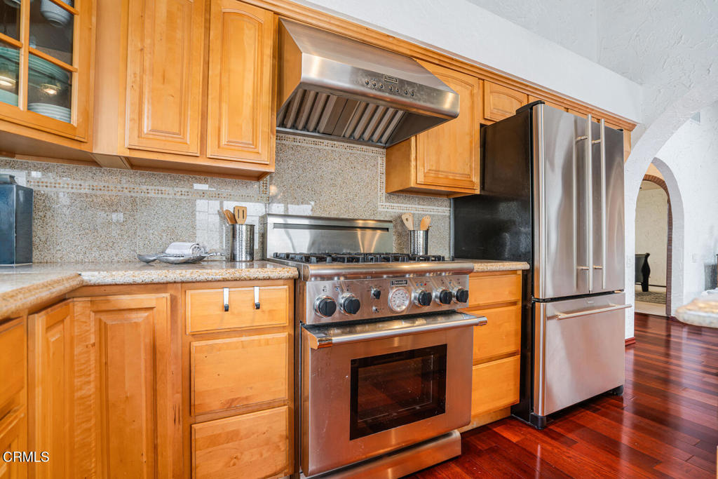 5451 Reef Way Property Photo 14