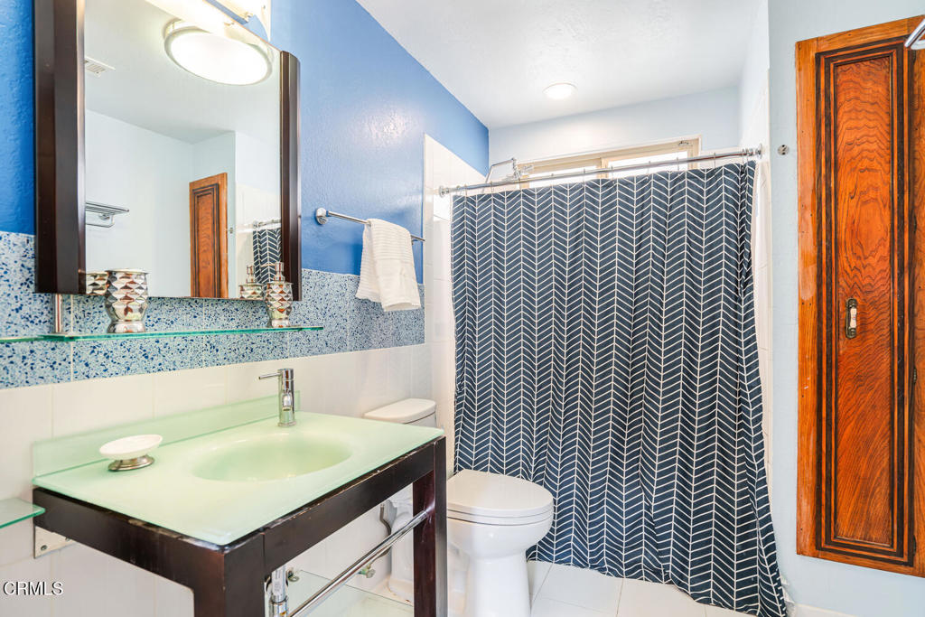 5451 Reef Way Property Photo 17