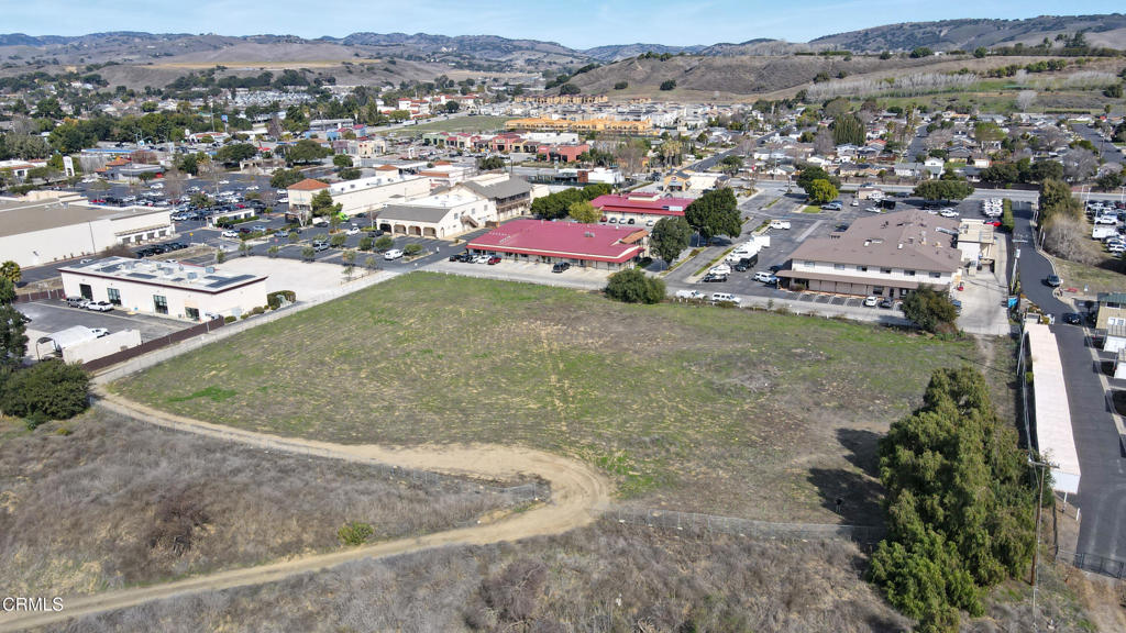290 E Highway 246 Property Photo 2