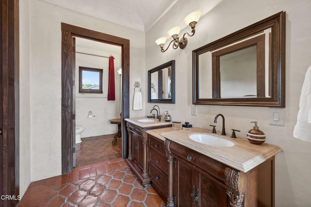 4689 Northridge Drive Property Photo 37