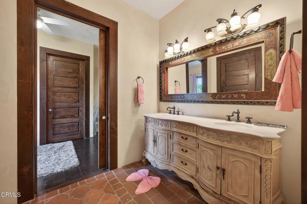 4689 Northridge Drive Property Photo 40