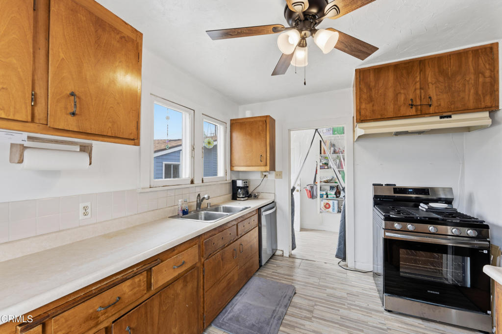 1813 Ocean Avenue Property Photo 10