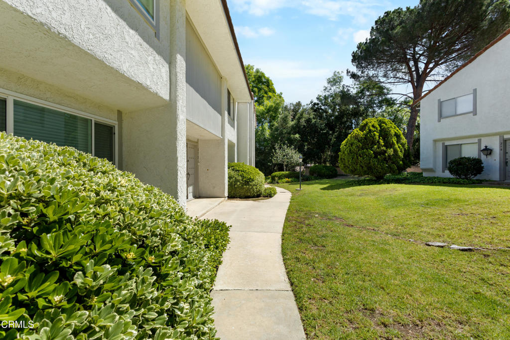 272 Green Moor Place Property Photo 5
