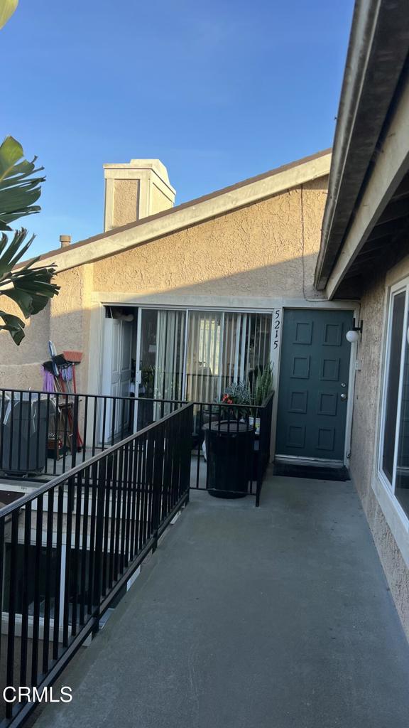 5215 Jefferson Square Property Photo 1