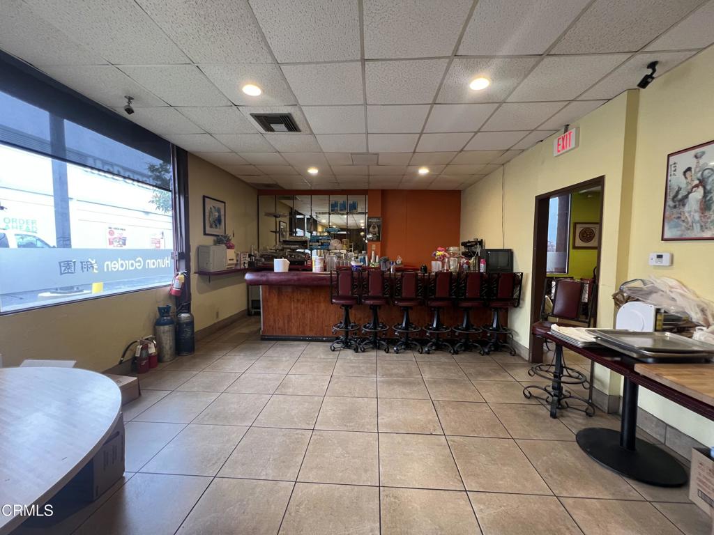 1621 N Oxnard Boulevard Property Photo 18