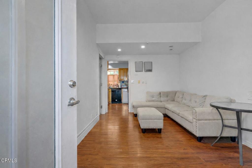 561 E Telegraph Road Property Photo 5