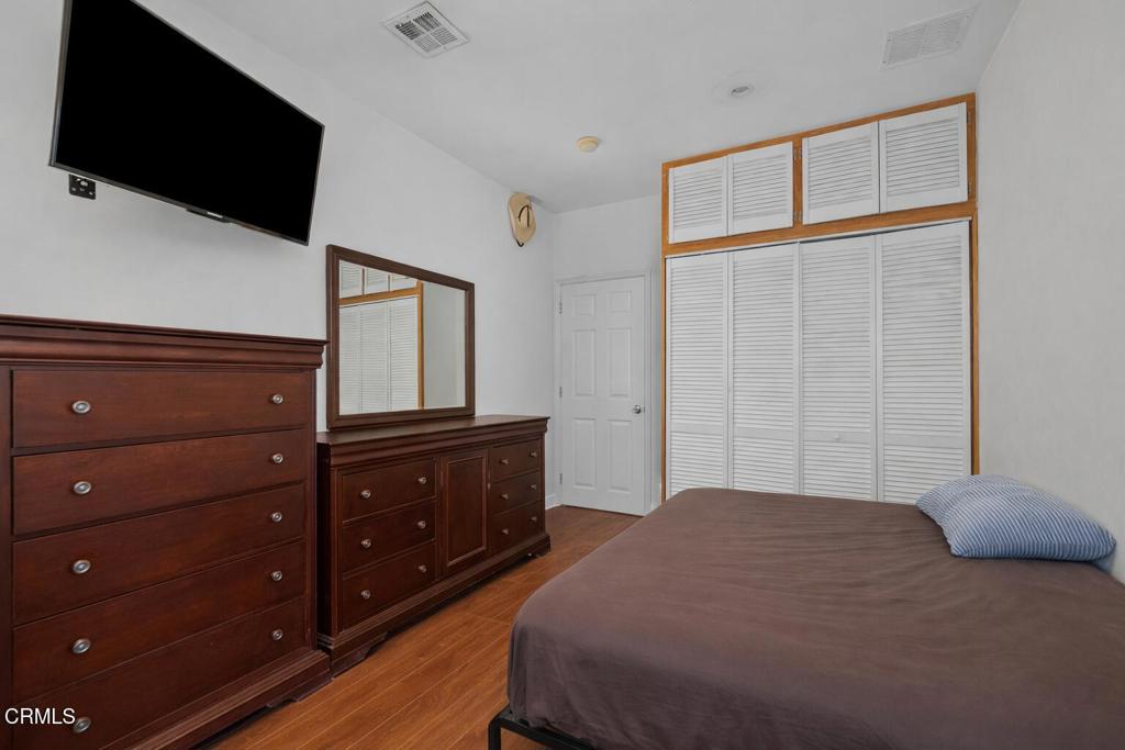 561 E Telegraph Road Property Photo 15