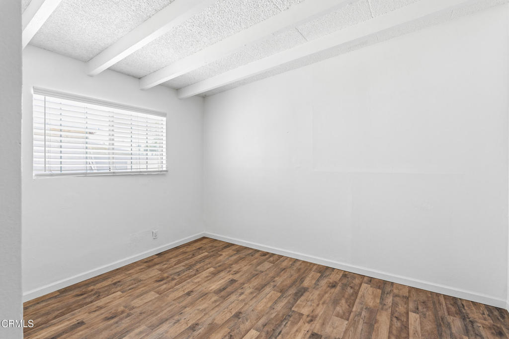 362 Salem Avenue Property Photo 19