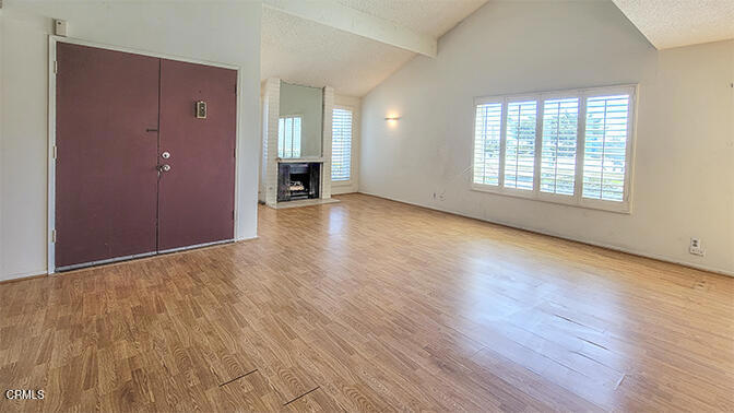 3141 Harbor Property Photo 4