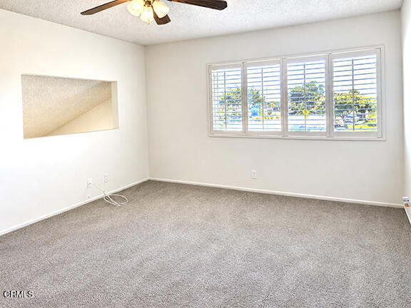 3141 Harbor Property Photo 13