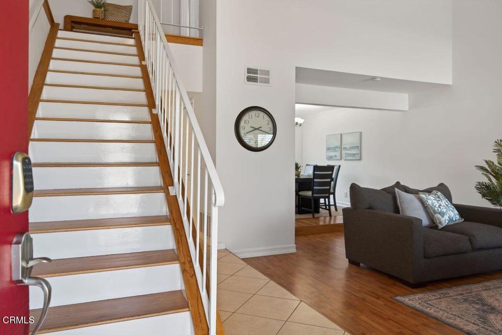 2052 Glenbrook Avenue Property Photo 4