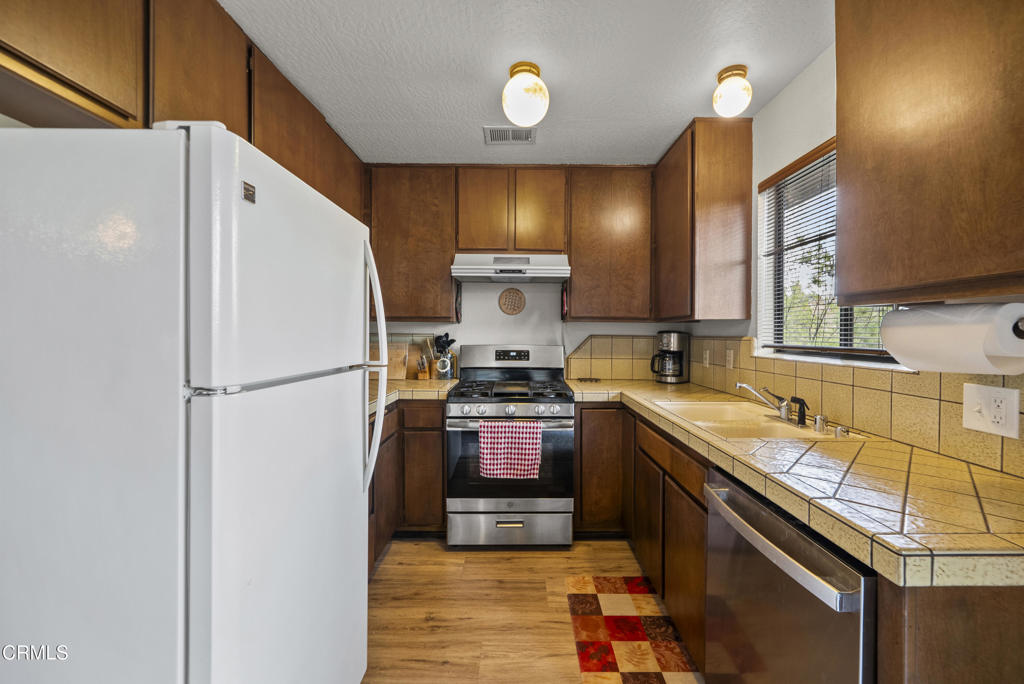 864 Nadelhorn Drive Property Photo 32