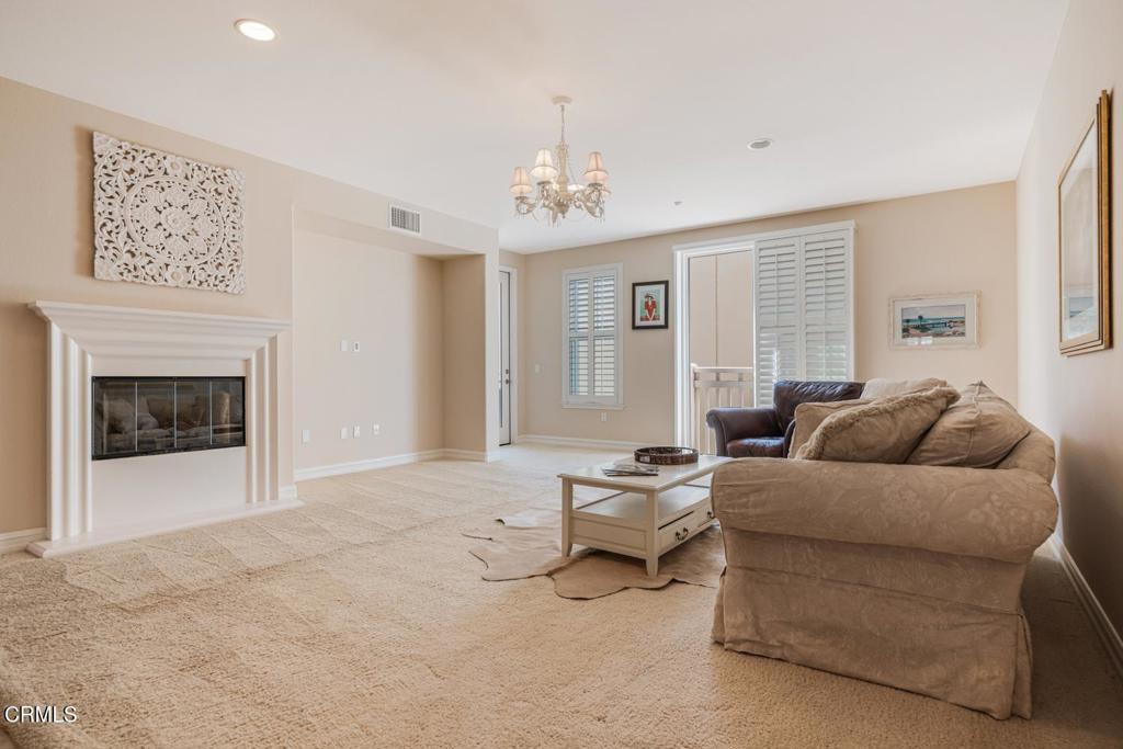 1553 Windshore Way Property Photo 17