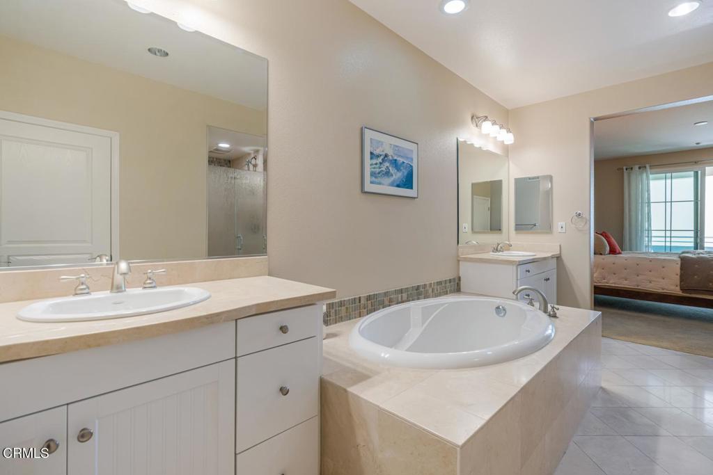 1553 Windshore Way Property Photo 24