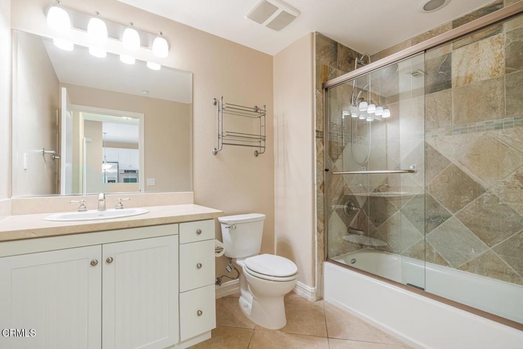 1553 Windshore Way Property Photo 30