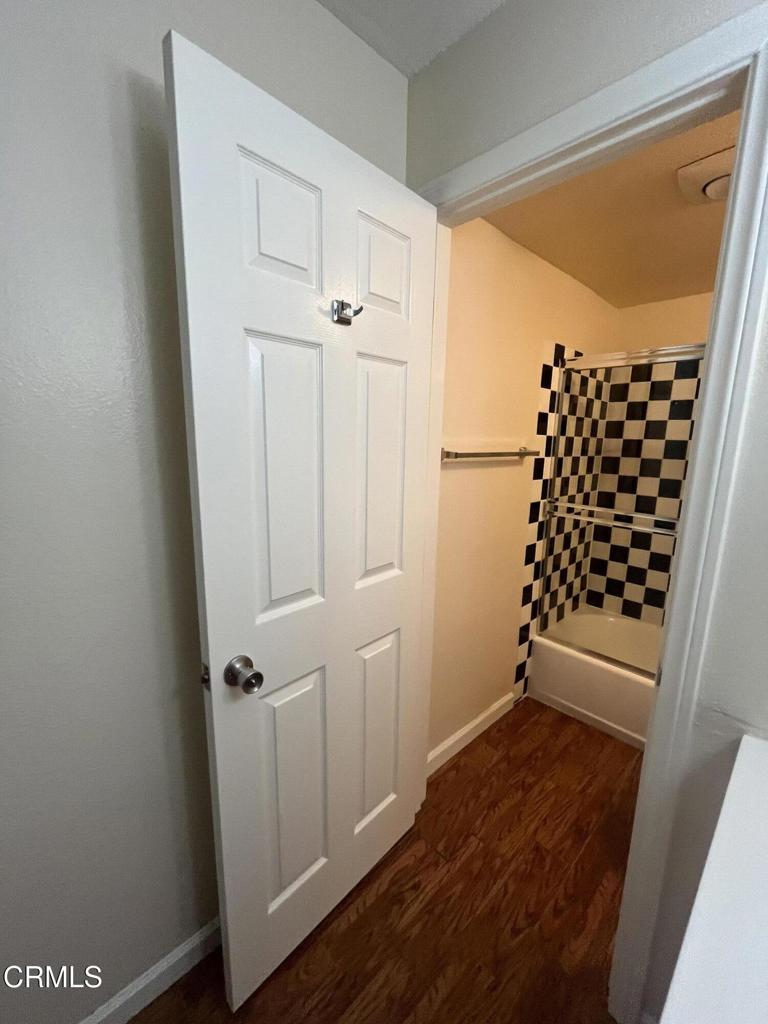 233 S Ventura Road S 123 Property Photo 5
