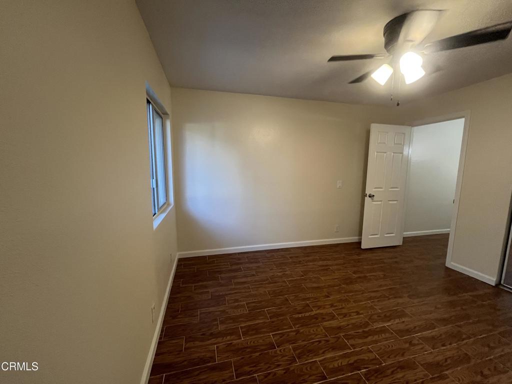 233 S Ventura Road S 123 Property Photo 11
