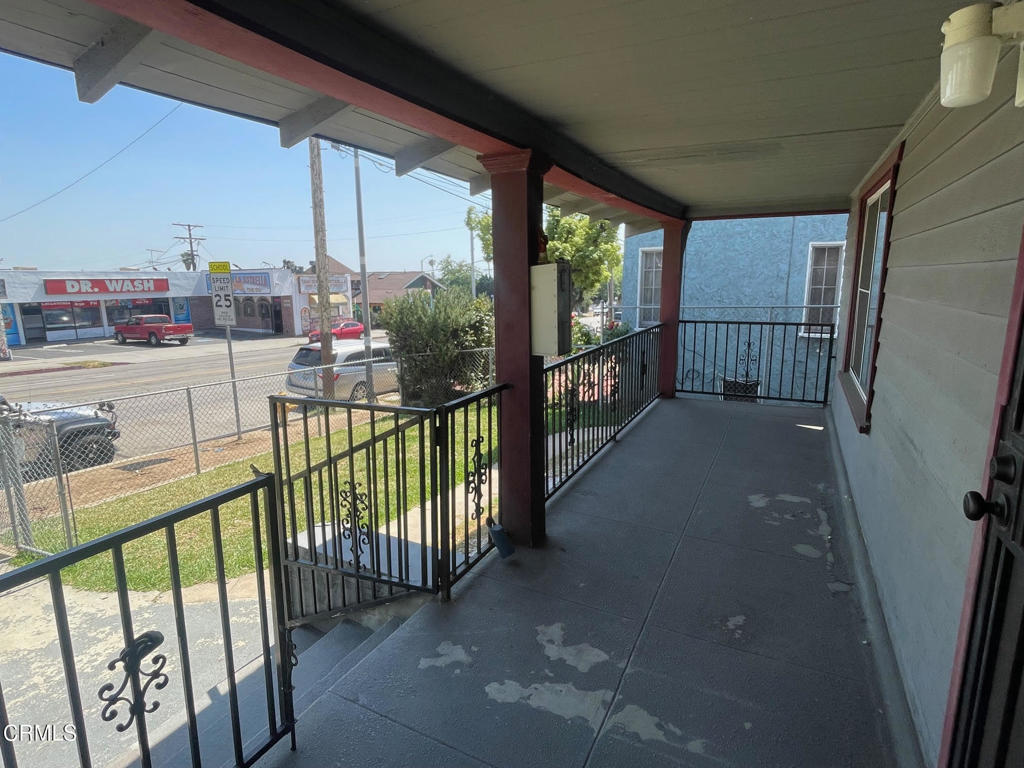 939 S Lorena Street Property Photo 4