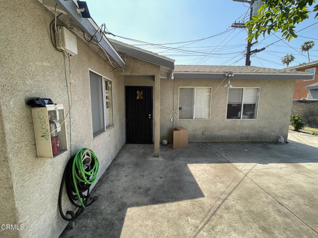 939 S Lorena Street Property Photo 16