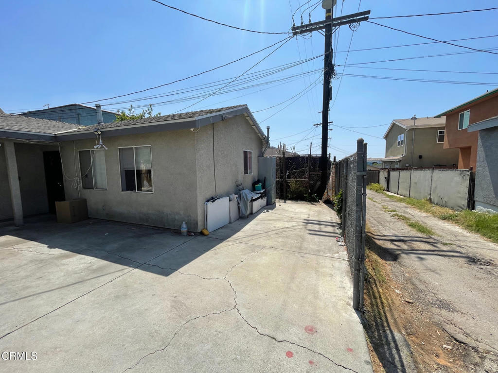 939 S Lorena Street Property Photo 17