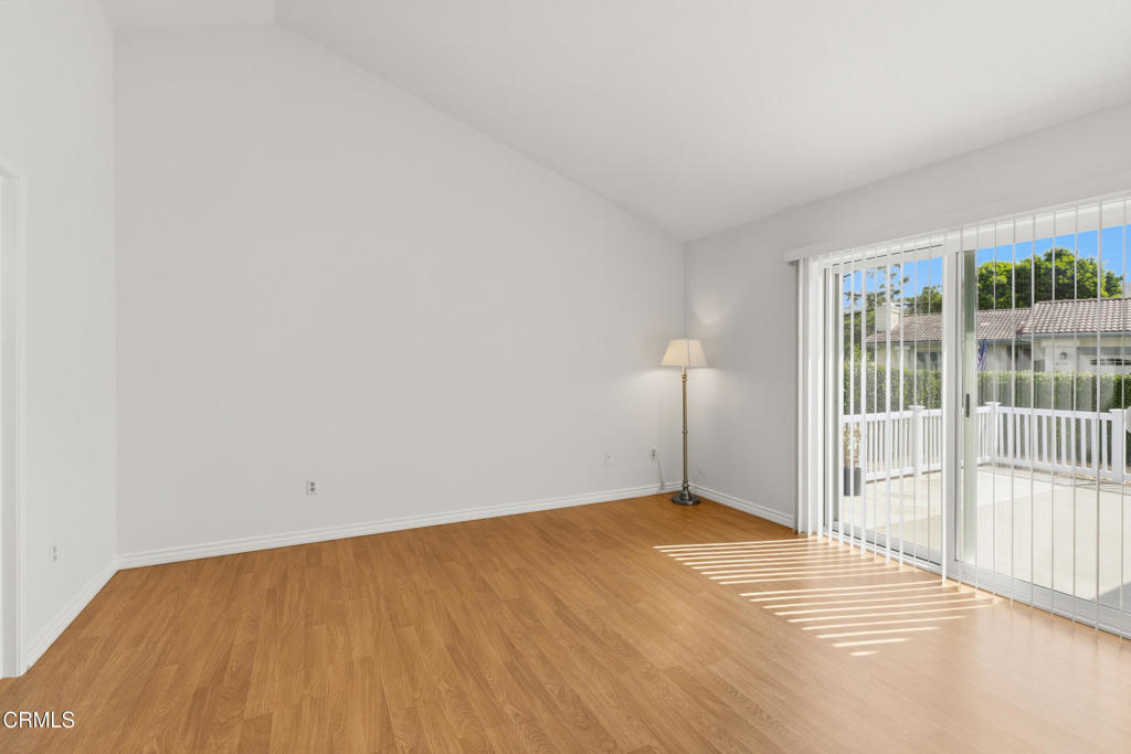 6091 Irena Avenue Property Photo 28