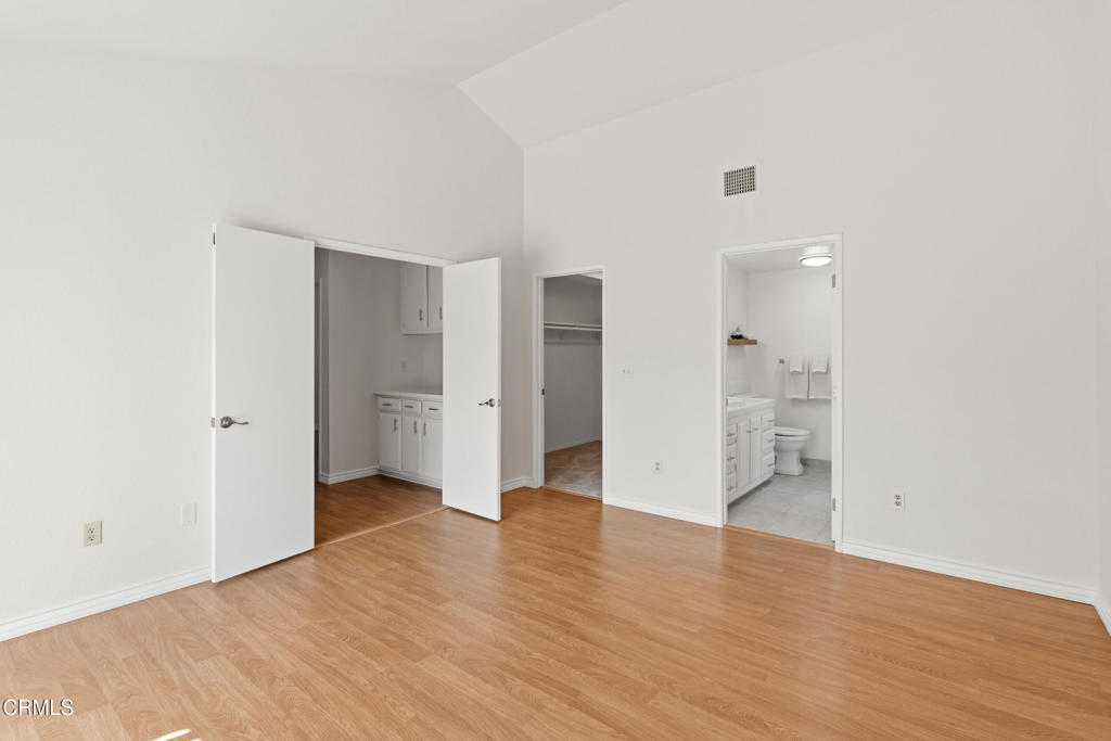 6091 Irena Avenue Property Photo 29