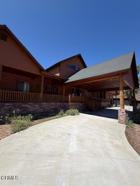 1099 Heritage Trail Property Photo 2