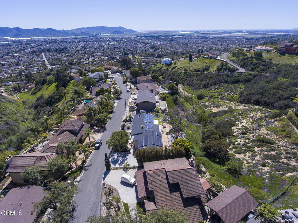 999 San Clemente Way Property Photo 8