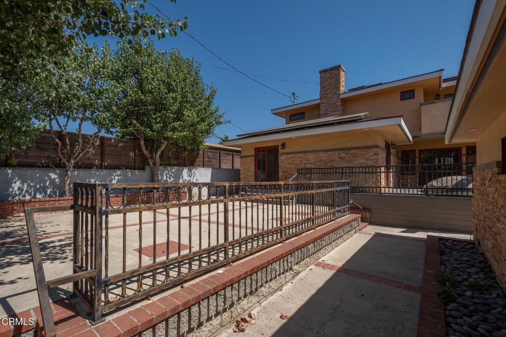251 Palomares Avenue Property Photo 35