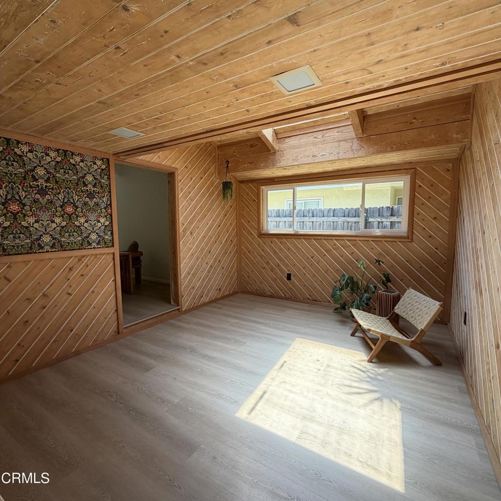 4935 Coral Way Property Photo 8