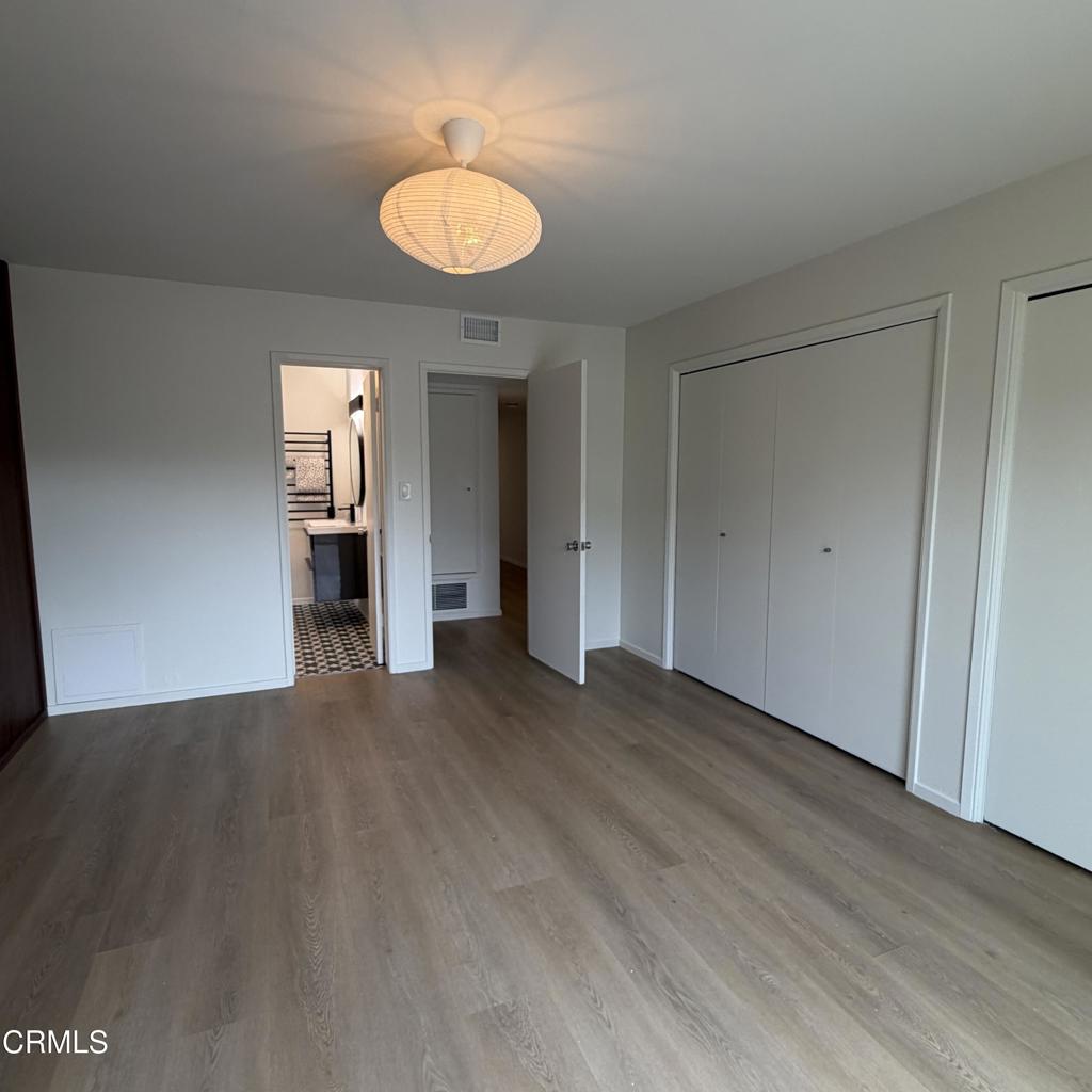 4935 Coral Way Property Photo 9