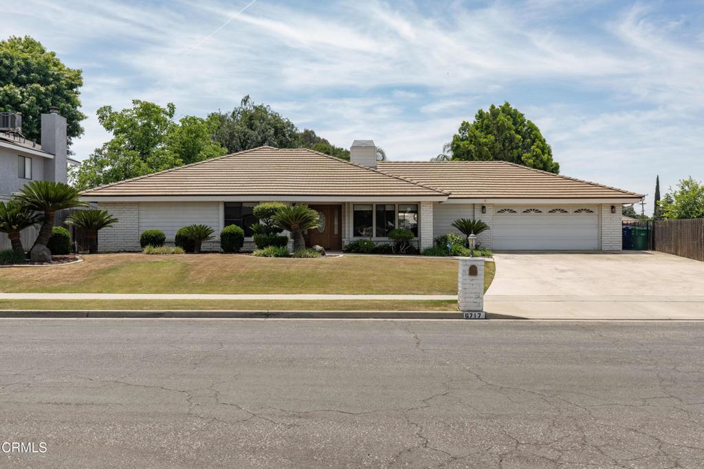 6717 Noah Avenue Property Photo 1