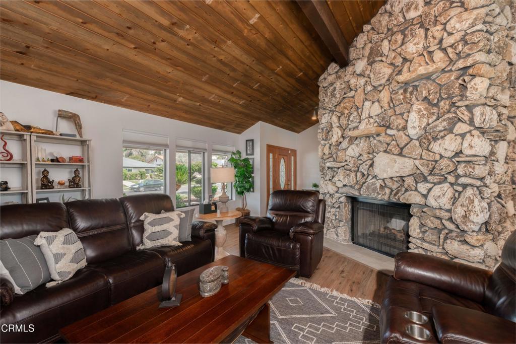 6717 Noah Avenue Property Photo 8