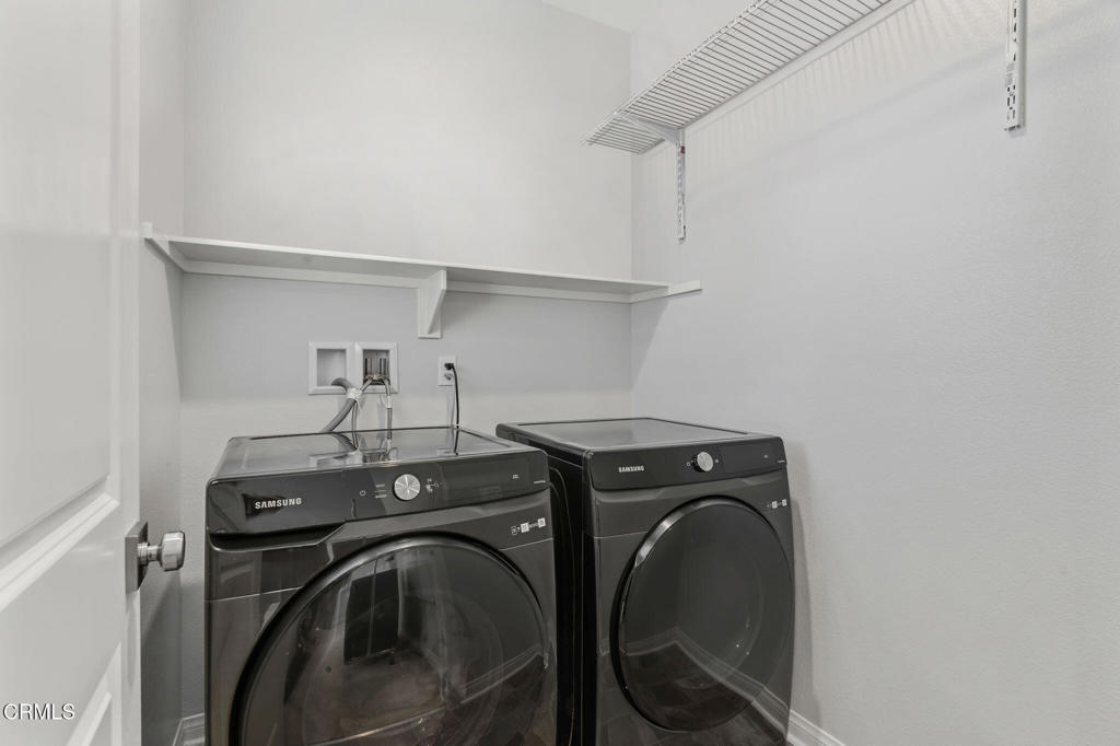 2072 Harvest Loop Property Photo 15